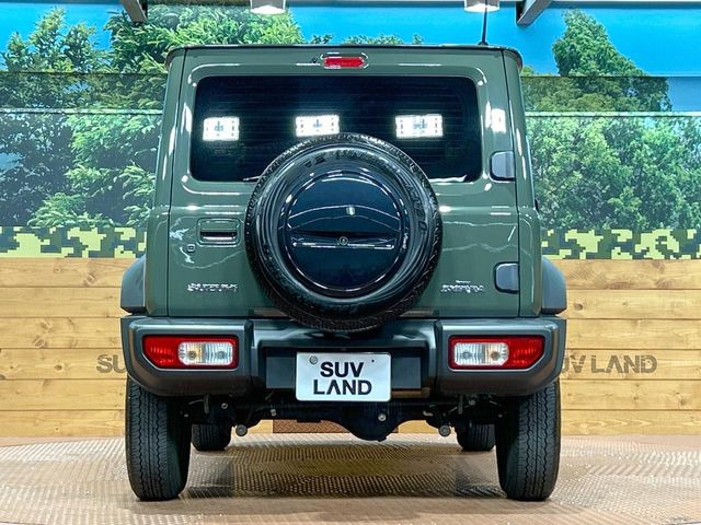 安心の最長10年・走行無制限保証(有償)をご用意。保証内容も充実はもちろん、無料点検&オイル交換や、年中無休の全国・24時間ロードサービスも付帯されておりますのでご安心下さい。