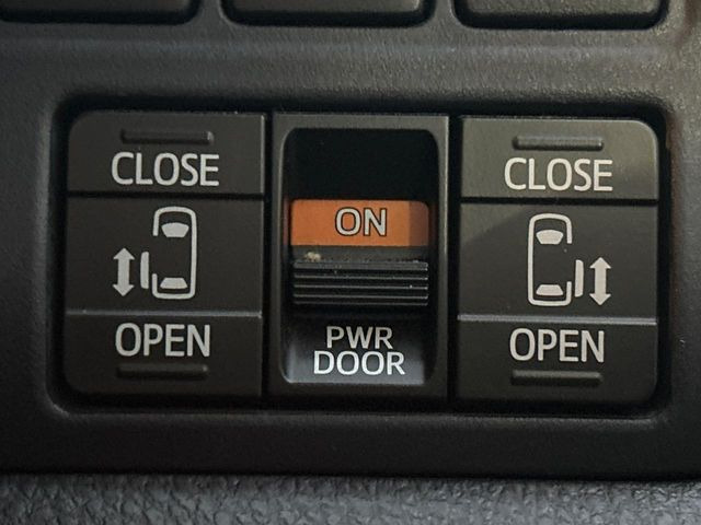 �y�����p���[�X���C�h�h�A�z�X�}�[�g�L�[��^�]�Ȃ̃X�C�b�`�Ō�ȗ����X���C�h�h�A�̊J���\���d��������͂����ăh�A���J����K�v�������A�����Ȃ��q�l�ł��ȒP�ɊJ���߂ł����K�ł���