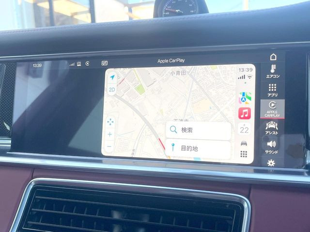 ��Apple Car Play:�X�}�z�Ƃ̗L���ڑ��ŁA�i�r�E�I�[�f�B�I�Đ��ȂǃX�}�z�̃A�v���@�\����ʂł��g����֗��@�\�ł�!