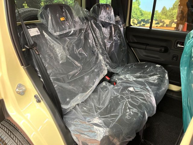 ���i���ȃI���W�i���t���A�}�b�g���I�v�V�����ɂĂ��p�ӂ��Ă���܂��B���D���ȃf�U�C����J���[�����Ԃɍ��킹�đI��ł����������Ƃ��ł��܂���