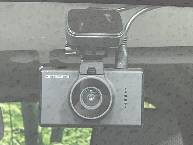 �y�h���C�u���R�[�_�[�z���S�E���S�ȃJ�[���C�t�ɕK�{�̃h���C�u���R�[�_�[�𑕔�!���s���͂������A������^�]�⎖�̂ɑ��������ۂ̏󋵂��f���ŋL�^���A����̃��X�N�ɔ����܂��B