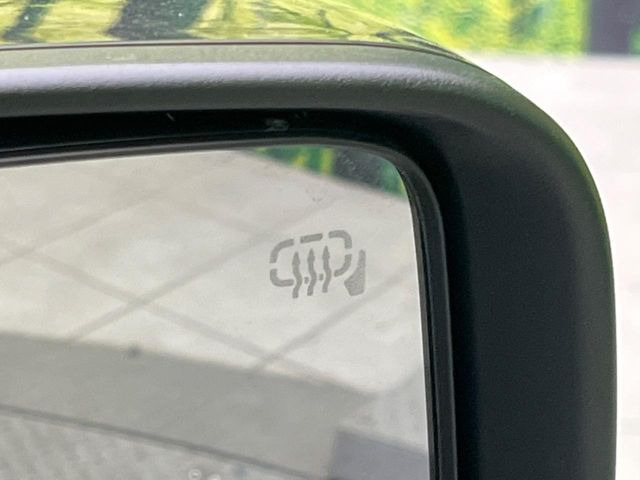 �y�u���C���h�X�|�b�g���j�^�[�z���s���A�h�A�~���[�̎��p�ɂȂ�₷���ӏ��Ɍ㑱�Ԃ��ڋ߂���ƃT�C�h�~���[�t�߂Ɍx����\���A�h���C�o�[�ɒ��ӊ��N�����Ă���܂��B