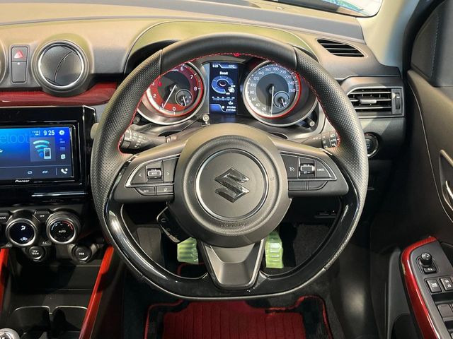 �y�����v�����X�e�A�����O�z�㎿�Ȋv���g�p���邱�ƂŁA��ɂ����������݂ƂĂ��^�]���₷���n���h���ł���