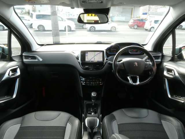 �i�����ꂽ�C���p�l����́A�X�^�C���b�V�������쐫�⎋�F���ɂ��D��A�O���̂��Ȃ��f�U�C���ɂȂ��Ă���܂�!