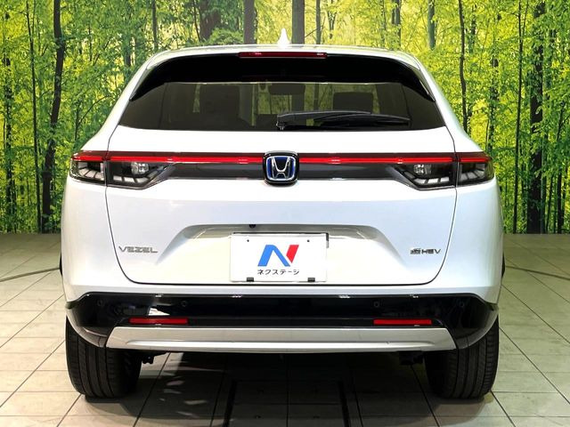 安心の最長10年・走行無制限保証(有償)をご用意。保証内容も充実はもちろん、無料点検&オイル交換や、年中無休の全国・24時間ロードサービスも付帯されておりますのでご安心下さい。