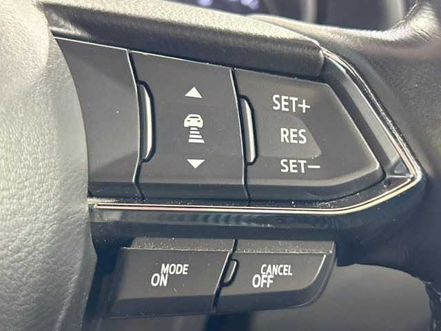 【マツダ・レーダークルーズコントロール】高速道路での長距離走行が楽に!自動で速度を保つクルーズコントロールが、衝突軽減システムと連携し、前方の車両を感知して車間を保つように速度調節してくれます!!