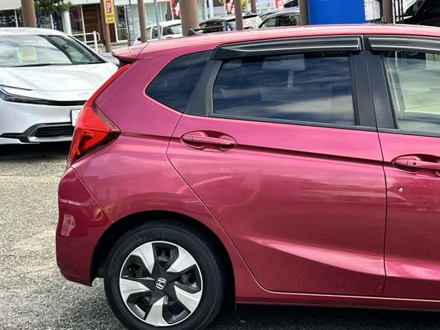 ���Ђ́A���q���܂̃j�[�Y�ɂ������o����悤�A�L�x�ȎԎ����葵���Ă���܂��B����芷���̍ۂ��A����A��낵�����肢�������܂��B