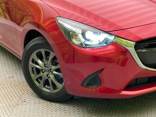 �yLED�w�b�h���C�g�z���V����ԑ��s�����ǍD�Ȏ��E���m�ۂ����S���ĉ^�]�ł��鍂�P�xLED�w�b�h���C�g�𑕔�!�_�����x�������A����d�͂��}�����Ă��܂��B