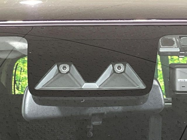 �y�X�}�[�g�A�V�X�g�z���s���ɑO���̎ԗ�����F�����A�Փ˂������Ȏ��͌x��ƃu���[�L�ŏՓˉ���Ɣ�Q�y�����A�V�X�g�B�����S�Ƀh���C�u�����y���݂��������܂��B