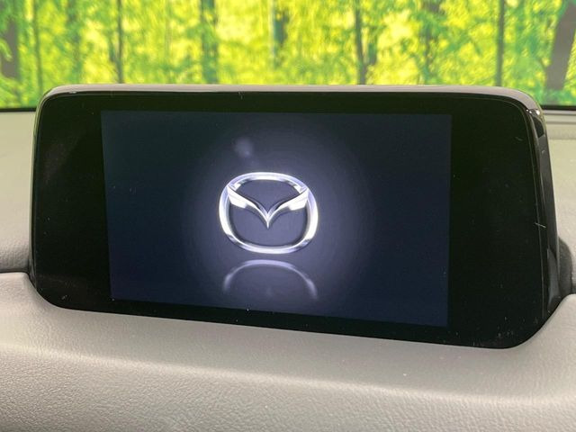 �y�}�c�_�R�l�N�g�i�r�z�ԓ��̕��͋C�Ƀ}�b�`������̌^�^�C�v�̃i�r�B�e����q�ݒ��Bluetooth�Đ����A�l�X�ȋ@�\���y���߂܂��B�����I�ȃ_�C�������삪�\�ŁA�g��������ǍD�ł��B