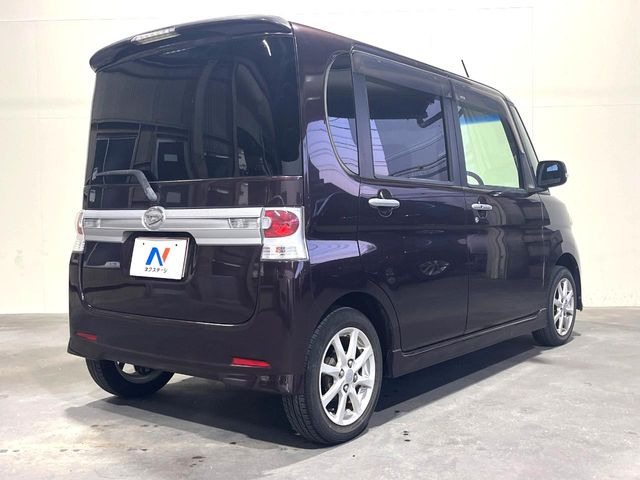 ☆全国のネクステージからお取り寄せが可能※!遠方の店舗に展示してあるクルマが気になる場合も、最寄りの店舗でご覧いただくことが可能です!是非私たちに要望をお聞かせください!※別途費用