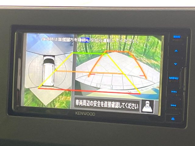 �y�}���`�A���E���h���j�^�[�z��p�̃J�����ɂ��A�ォ�猩���낵���悤�Ȏ��_��360�x�N���}�̎��͂��m�F���邱�Ƃ��ł��܂������p�������m�F���₷���A�����ꏊ�ł̐؂�Ԃ��⒓�Ԃ��X���[�Y�ɍs���܂��B