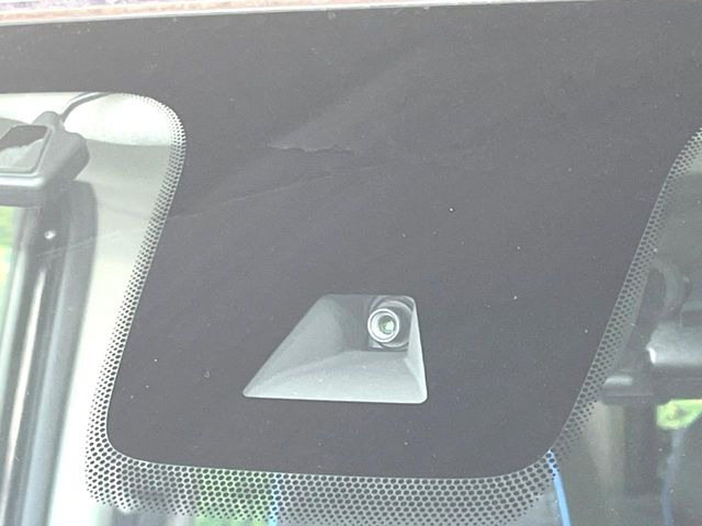 �y�O�He-Assist�z���s���ɑO���̎ԗ�����F�����A�Փ˂������Ȏ��͌x��ƃu���[�L�ŏՓˉ���Ɣ�Q�y�����A�V�X�g�B�����S�Ƀh���C�u�����y���݂��������܂��B