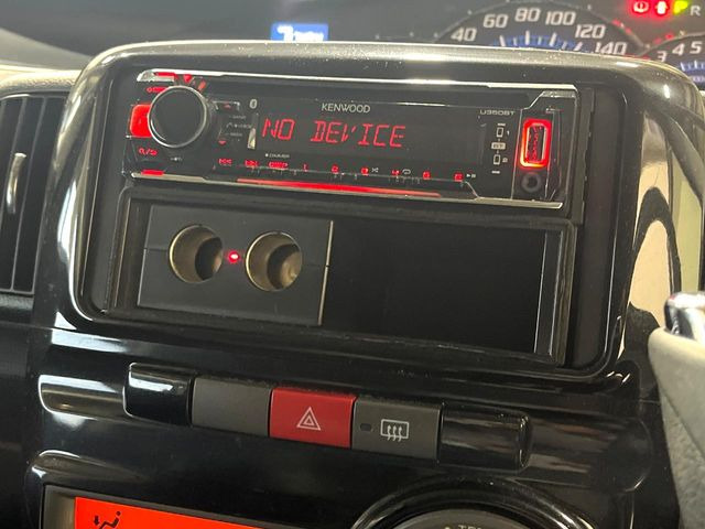 お好きな音楽を車内でお楽しみいただけます♪スピーカー交換・ウーハー追加などの音質向上や、最新ナビ・後席モニター等の取り付けも是非ご相談ください!