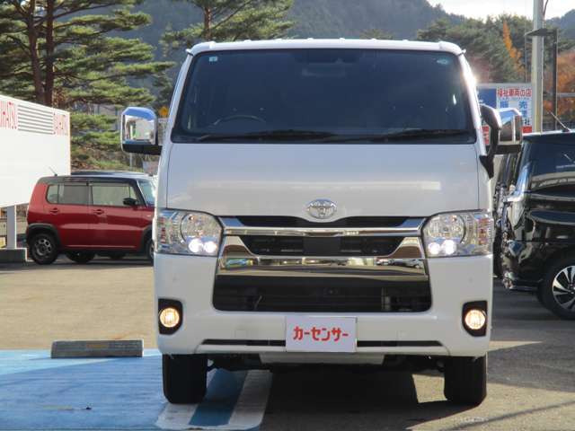 ハイエースバン