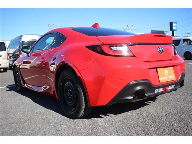 ���Ǝҗl�ւ̔̔��͂��f�肳���Ă��������܂��B�Ԍ������ԗ��̏ꍇ�́A�Ԍ����擾�������x�������z�ŕ\�����Ă���܂��B