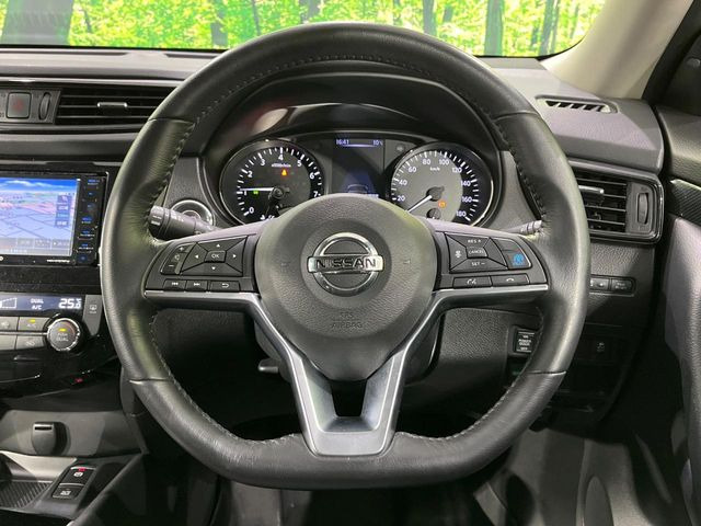 �y�v���p�C���b�g�z�������H�ł̒��������s���y��!!�a�؎��Ə��񑖍s�̃V�[���ŁA�A�N�Z���E�u���[�L�E�X�e�A�����O�������Ő��䂵�A�������^�]�̕��S���y�����Ă���܂���