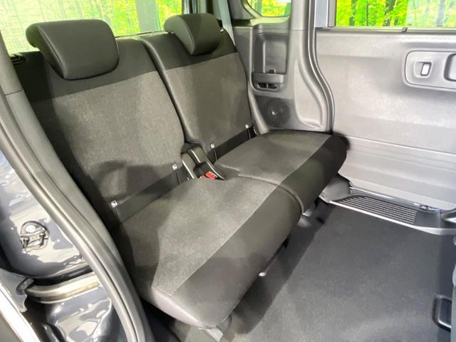 ���i���ȃI���W�i���t���A�}�b�g���I�v�V�����ɂĂ��p�ӂ��Ă���܂��B���D���ȃf�U�C����J���[�����Ԃɍ��킹�đI��ł����������Ƃ��ł��܂���