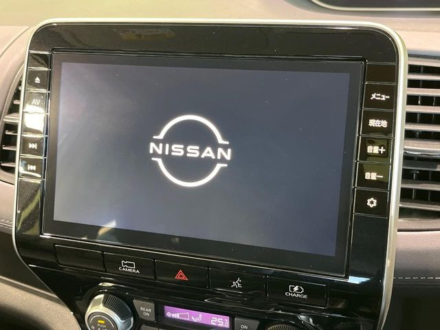 �y����9�^�i�r�z�l�C�̏����i�r�𑕔��B�I�[�f�B�I�@�\���[�����Ă���ABluetooth�ڑ�����΂������̃X�}�z��MP3�v���C���[�̉��y���Đ��\!�����̉^�]������Ɋy�����Ȃ�܂�!!