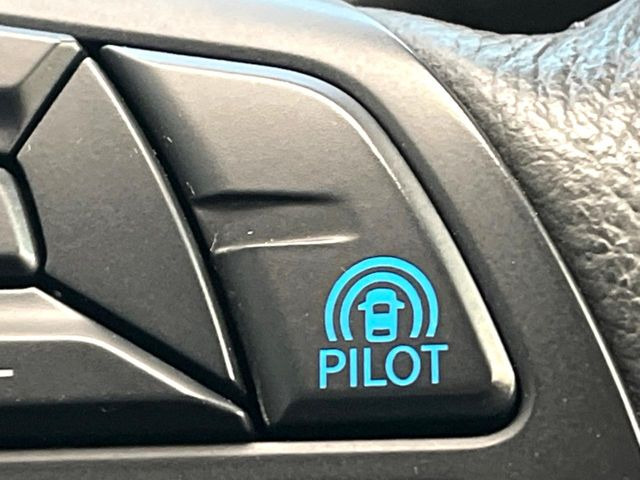 �y�v���p�C���b�g�z�������H�ł̒��������s���y��!!�a�؎��Ə��񑖍s�̃V�[���ŁA�A�N�Z���E�u���[�L�E�X�e�A�����O�������Ő��䂵�A�������^�]�̕��S���y�����Ă���܂���