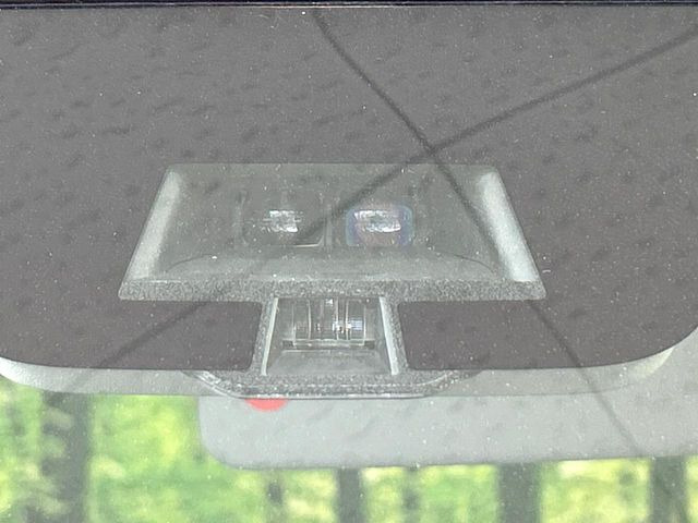 �y�X�Y�L �Z�[�t�e�B�T�|�[�g�z���s���ɑO���̎ԗ�����F�����A�Փ˂������Ȏ��͌x��ƃu���[�L�ŏՓˉ���Ɣ�Q�y�����A�V�X�g�B�����S�Ƀh���C�u�����y���݂��������܂��B