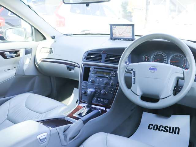 �[�ԑO������p�͎ԗ��{�̉��i�Ɋ܂܂�Ă���A�ʓr���������邱�Ƃ͂������܂���̂ł����S�������B