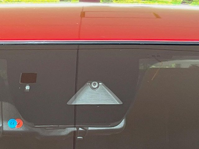 �y�X�}�[�g�V�e�B�u���[�L�T�|�[�g�z�ᑬ���s���ɑO���̎ԗ�����F�����A�Փ˂������Ȏ��͌x��ƃu���[�L�ŏՓˉ���Ɣ�Q�y�����A�V�X�g�B�����S�Ƀh���C�u�����y���݂��������܂��B