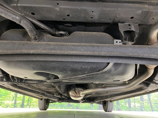 下回りがきれいなうちに、防錆加工の施工がオススメ。降雪地域はもちろん、沿岸部にお住いの方や、趣味でマリン・ウィンタースポーツをされる方にご好評いただいております。