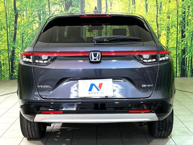 安心の最長10年・走行無制限保証(有償)をご用意。保証内容も充実はもちろん、無料点検&オイル交換や、年中無休の全国・24時間ロードサービスも付帯されておりますのでご安心下さい。