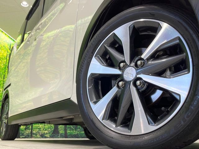 �y����15�C���`�A���~�z�C�[���z�O�ςɃ}�b�`���������A���~�z�C�[���𑕒����Ă���܂��B�e��ЊO�A���~�z�C�[����A�X�^�b�h���X�^�C�����戵�����Ă���܂��B���񂲑��k����������