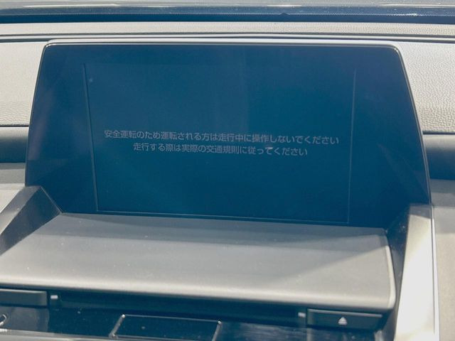 �y���[�J�[�����i�r�z�C���e���A�ɗn�����ރX�^�C���b�V���ȁu��p�݌v�v���[�J�[�i�r�𑕔��􎋔F���⑀�쐫�ȂǊ�{���\�ɂ��D��A���㎿�ȃJ�[���C�t�����y���݂��������܂��B