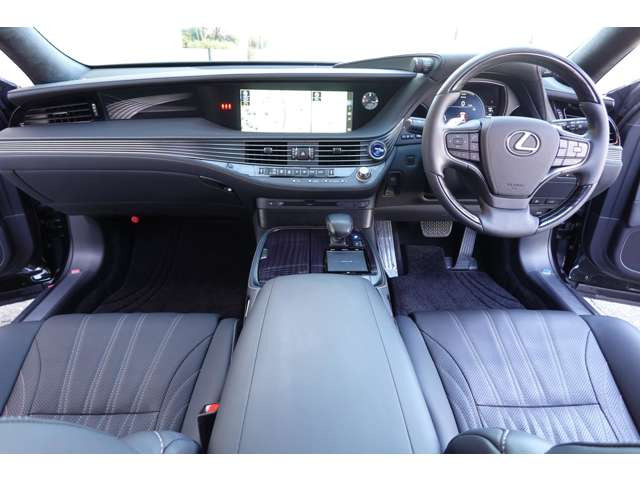 12.3�C���`���j�^�[�E�����i�r�ETV�EDVD�ECD�EUSB�E�u���[�g�D�[�X�EETC�B