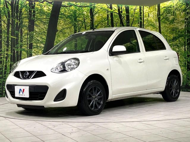 高透明度のガラス皮膜で撥水はもちろん、上質なツヤ・光沢を実現。紫外線や酸性雨から大切な愛車を保護し、色あせ・劣化を防止。「弾スプラッシュコート」、「弾プリミッサコート」からお選びいただけます。