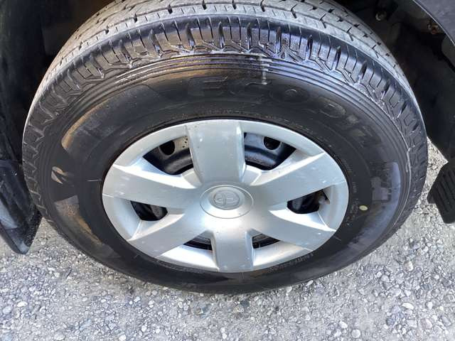 �V�[�g�J�o�[�A�A���~�z�C�[���A�L�[���X�ALED�AHID�A�i�r�A�o�b�N�J�����A��ȃ��j�^�[�A�t���G�A���A���[�_�E���ȂǓ����O�����i�̃J�X�^������܂��̂ŁA���C�y�ɂ����k����������