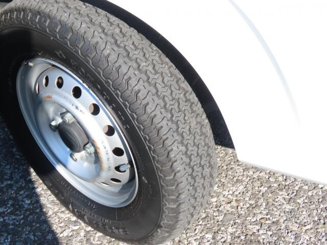タイヤもしっかり残っています