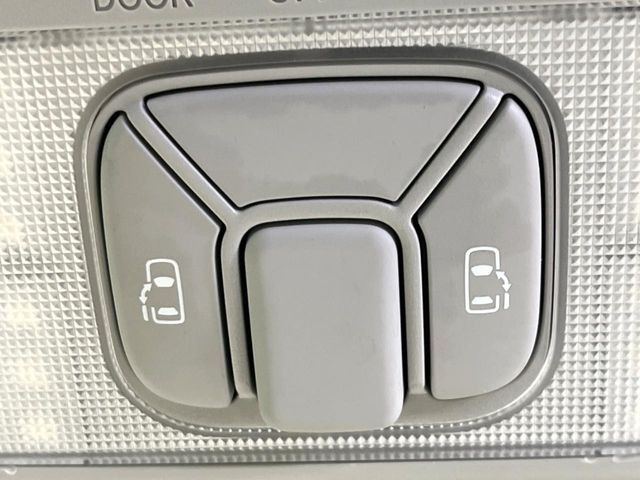 �y�����p���[�X���C�h�h�A�z�X�}�[�g�L�[��^�]�Ȃ̃X�C�b�`�Ō�ȗ����X���C�h�h�A�̊J���\���d��������͂����ăh�A���J����K�v�������A�����Ȃ��q�l�ł��ȒP�ɊJ���߂ł����K�ł���