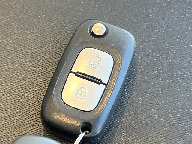 ���L�[���X�L�[:�X�}�[�g�L�[�����y���Ă��������ł��G���W���n�����ɃL�[���񂷓�����D�܂����������������l�C���������܂��B