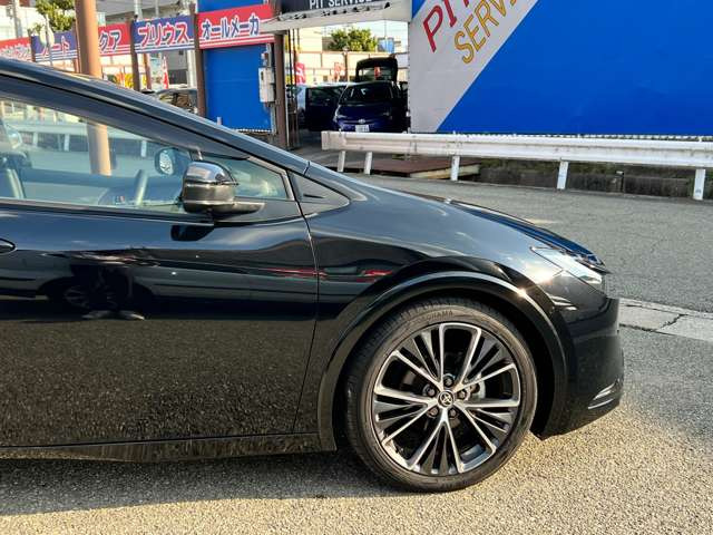 ���Ђ́A���q���܂̃j�[�Y�ɂ������o����悤�A�L�x�ȎԎ����葵���Ă���܂��B����芷���̍ۂ��A����A��낵�����肢�������܂��B