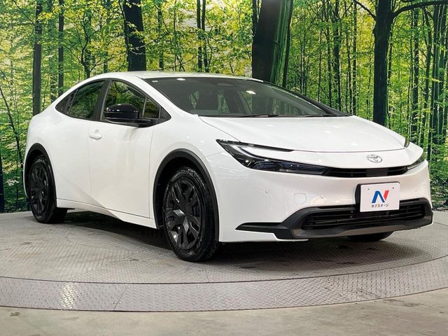 高透明度のガラス皮膜で撥水はもちろん、上質なツヤ・光沢を実現。紫外線や酸性雨から大切な愛車を保護し、色あせ・劣化を防止。「弾スプラッシュコート」、「弾プリミッサコート」からお選びいただけます。