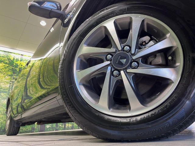 �y���f���X�^��14�C���`�A���~�z�C�[���z�O�ςɃ}�b�`�����A���~�z�C�[���𑕒����Ă���܂��B�e��A���~�z�C�[����A�X�^�b�h���X�^�C�����戵�����Ă���܂��B���񂲑��k����������