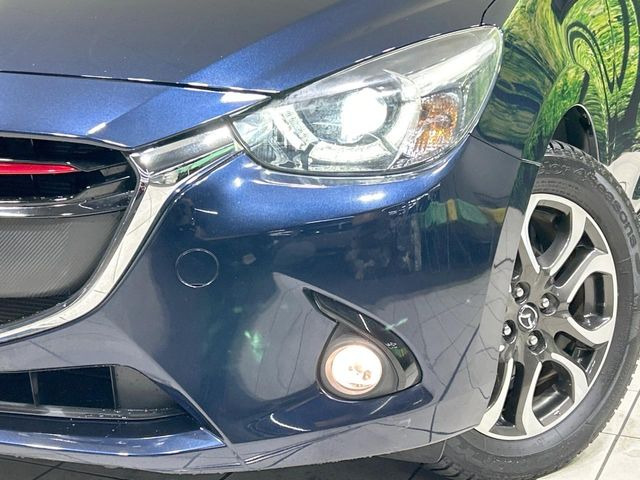 �yLED�w�b�h���C�g�z���V����ԑ��s�����ǍD�Ȏ��E���m�ۂ����S���ĉ^�]�ł��鍂�P�xLED�w�b�h���C�g�𑕔�!�_�����x�������A����d�͂��}�����Ă��܂��B