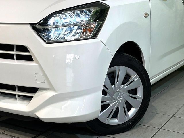 �yLED�w�b�h���C�g�z���V����ԑ��s�����ǍD�Ȏ��E���m�ۂ����S���ĉ^�]�ł��鍂�P�xLED�w�b�h���C�g�𑕔�!�_�����x�������A����d�͂��}�����Ă��܂��B