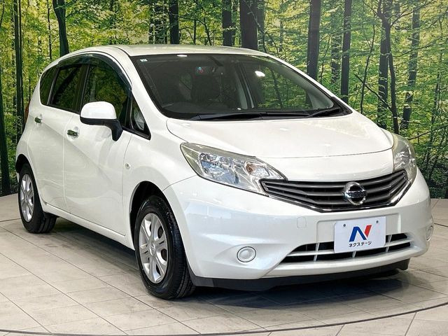 高透明度のガラス皮膜で撥水はもちろん、上質なツヤ・光沢を実現。紫外線や酸性雨から大切な愛車を保護し、色あせ・劣化を防止。「弾スプラッシュコート」、「弾プリミッサコート」からお選びいただけます。