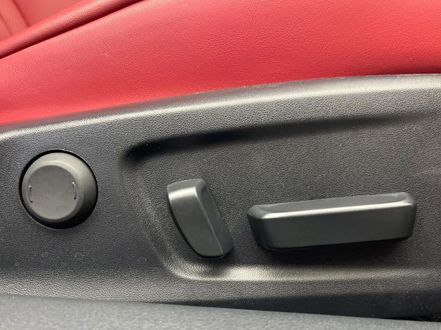 �y�p���[�V�[�g�z�X�C�b�`��ŊȒP�ɃV�[�g�̔��������\!�d��������͂�����܂���!���K�ȃV�[�g�|�W�V�����ɃZ�b�g���āA���K�ȃh���C�u�����y���݂��������B