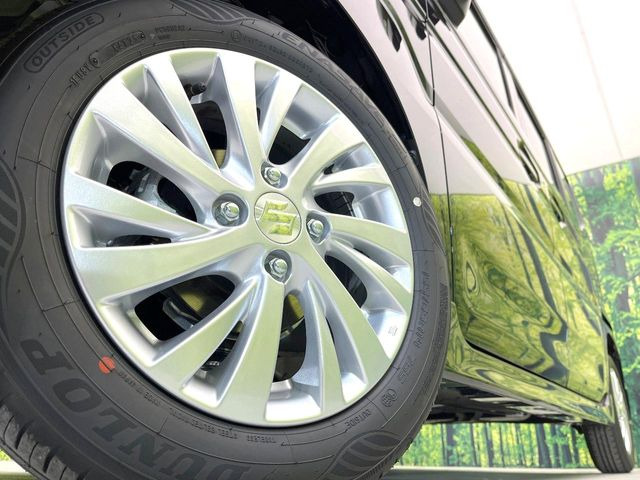 �y����14�C���`�A���~�z�C�[���z�O�ςɃ}�b�`���������A���~�z�C�[���𑕒����Ă���܂��B�e��ЊO�A���~�z�C�[����A�X�^�b�h���X�^�C�����戵�����Ă���܂��B���񂲑��k����������