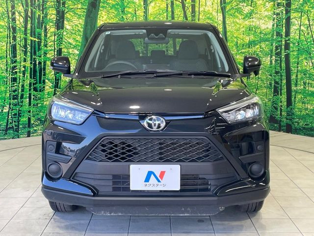 ��D�]�𒸂��Ă���܂��{�f�B�̒e�X�v���b�V���R�[�g���D�]��t���B�ʏ�̃K���X�R�[�g�ƈقȂ�A�ϋv�N��6�N�̖��@���K���X�R�[�e�B���O���A�{�f�B���L���C�ȏ�Ԃɕۂ��Ă���܂��B