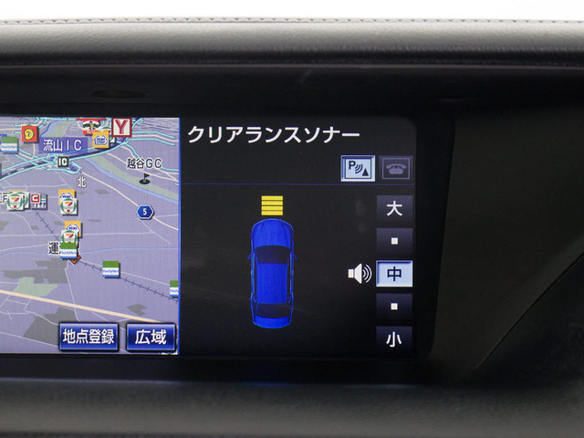 クリアランスソナーが付いています!フロント&リアにセンサーがあり、障害物に近づくと警告音が鳴りドライバーへお知らせ!すごく便利な人気装備です!!