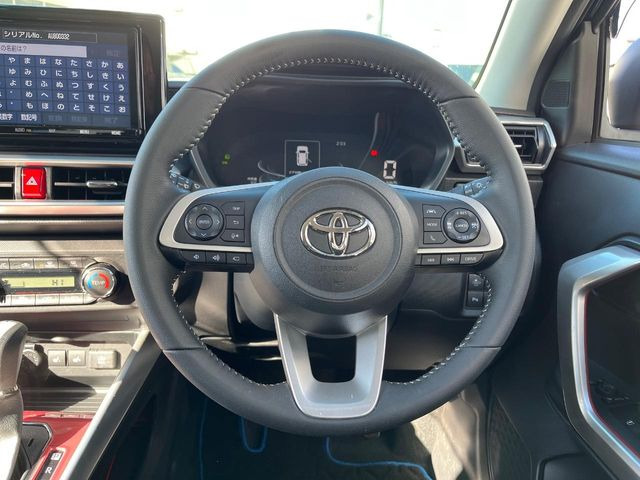 �y�����v�����X�e�A�����O�z�㎿�Ȋv���g�p���邱�ƂŁA��ɂ����������݂ƂĂ��^�]���₷���n���h���ł���