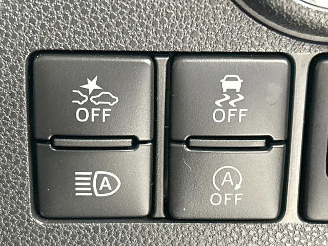 �y�X�}�[�g�A�V�X�g�z���s���ɑO���̎ԗ�����F�����A�Փ˂������Ȏ��͌x��ƃu���[�L�ŏՓˉ���Ɣ�Q�y�����A�V�X�g�B�����S�Ƀh���C�u�����y���݂��������܂��B