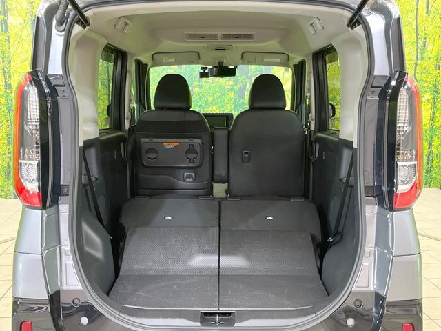 ���i�̂���������ʋ΁A���}���ɏ\���ȉ׎��X�y�[�X���m�ۂ��Ă���܂��B�Z�J���h�V�[�g��|���ƁA�傫�ȉו��̐ύڂ��\�ł���